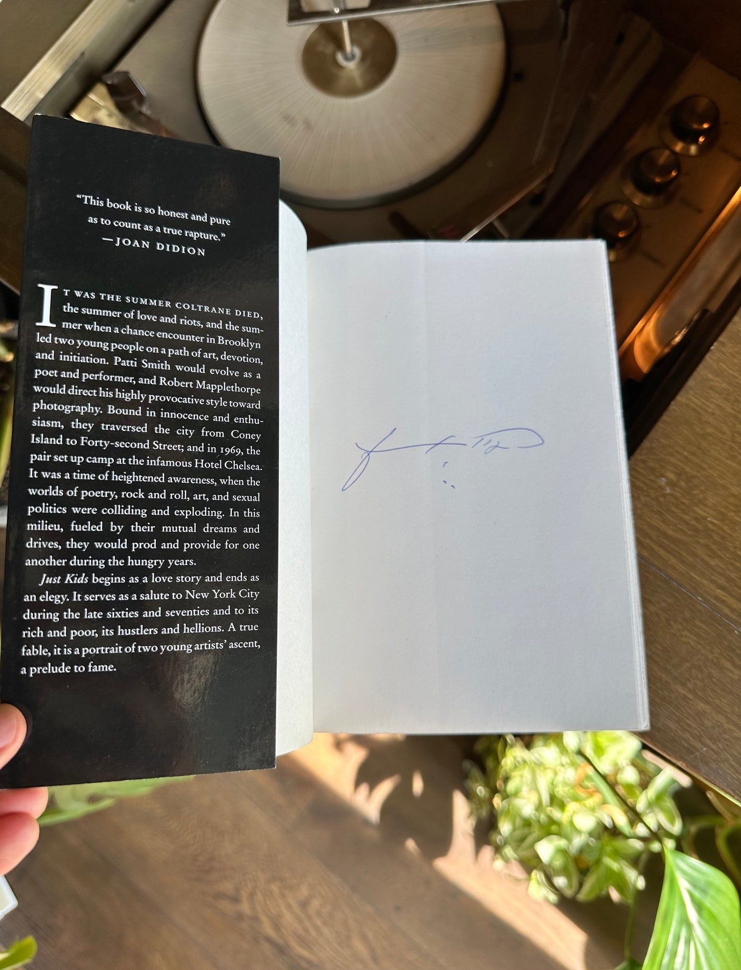 Just Kids SIGNED Patti Smith Paperback